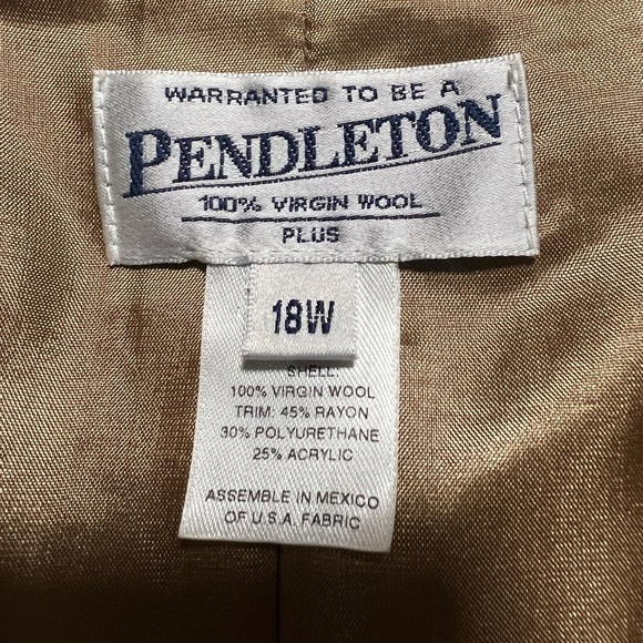 Pendleton Women’s 100% Wool Multicolor Houndstooth Blazer Size 18W Preppy - Picture 7 of 8